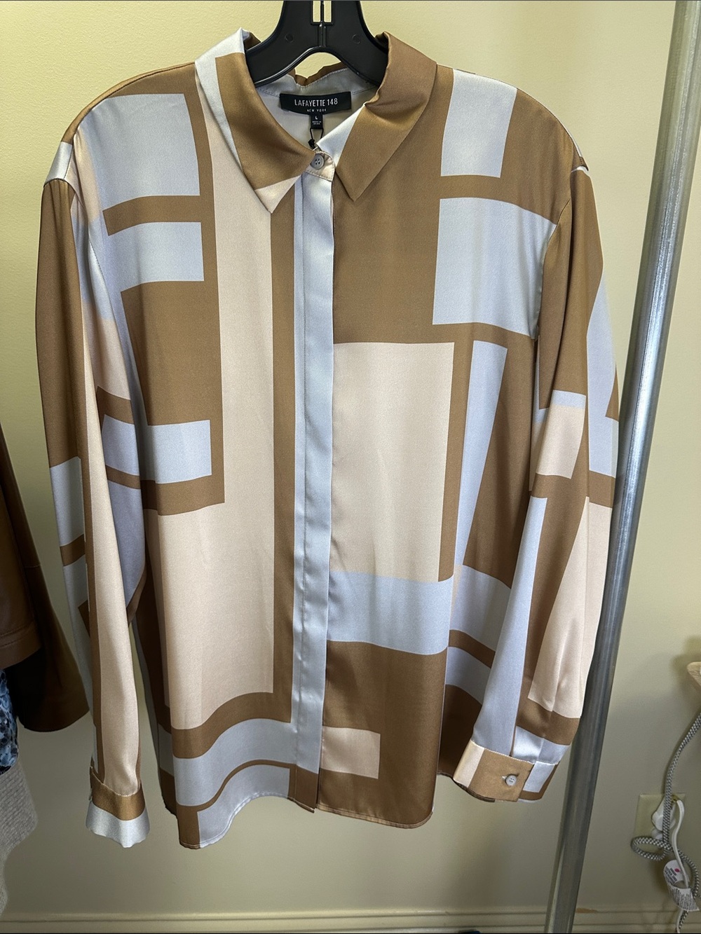 Lafayette 148 New York Geometric Block Silk-Blend Button-Down in Brown & Cream